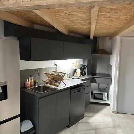 Duplex Climatise Avec Terrasse Et Parking Privatif