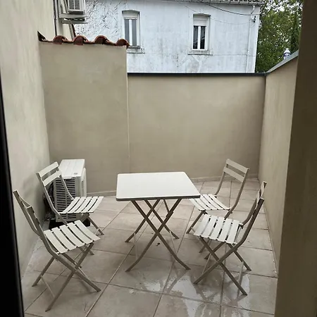 Daire Duplex Climatise Avec Terrasse Et Parking Privatif