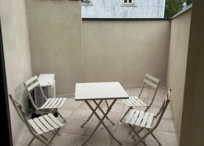Apartamento Duplex Climatise Avec Terrasse Et Parking Privatif